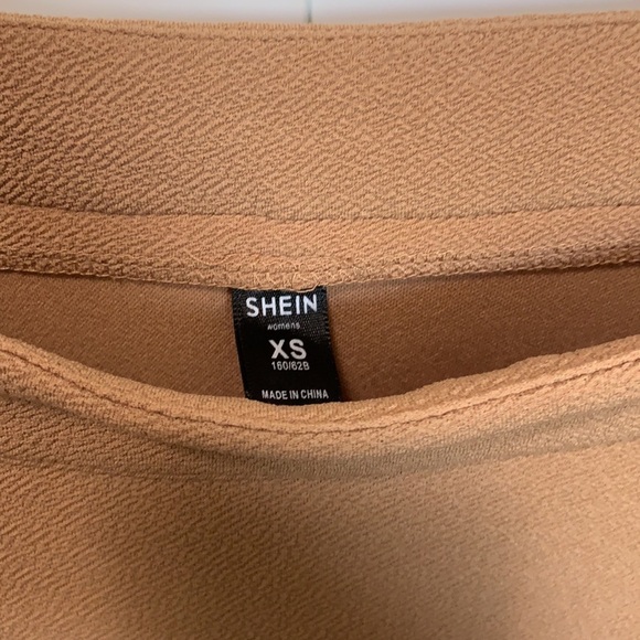 Tan Skirt - Picture 2 of 3